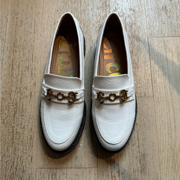 NWOT Sold Out Sam Edelman Alligator White Chunky Loafers - Picture 1 of 3